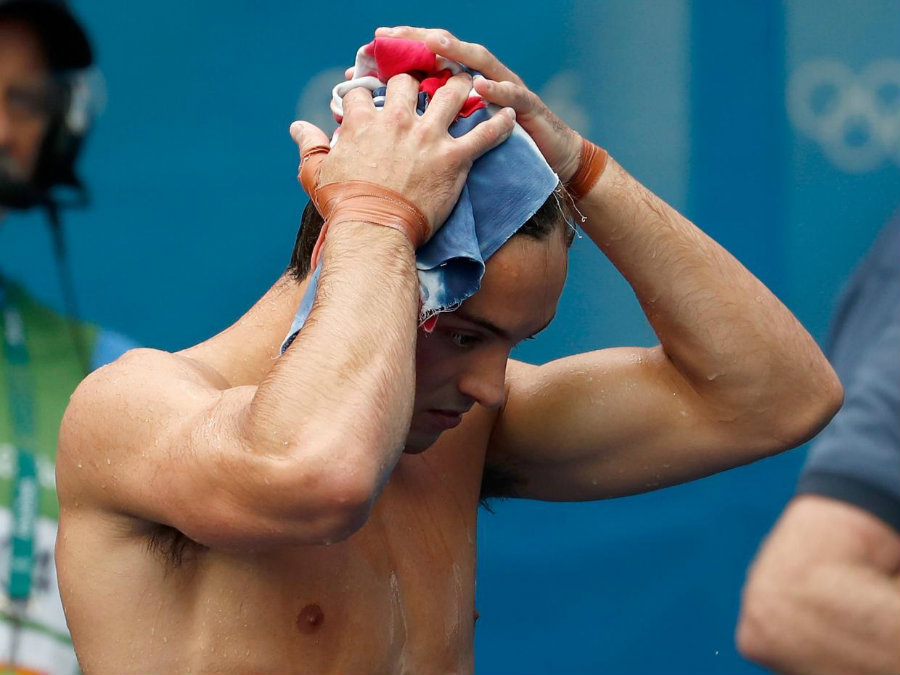 After getting eliminated from the Olympic 10m platform diving competition, the 22-year-old Thomas Daley said he was completely "heartbroken" for the results. Photo credit: Independent 