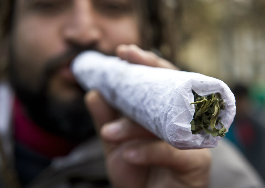 In the last ten months the prices have dropped to $1,400 and $1,600 which gives consumers the opportunity to obtain marijuana in a legal and cheaper way. Photo credit: Getty / The Huffington Post