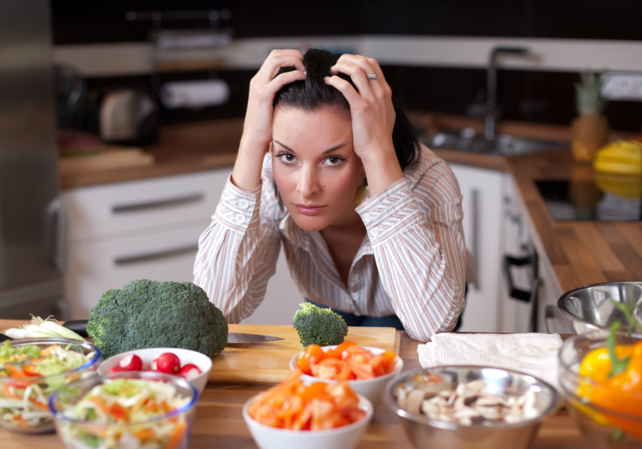 The study aimed to understand the consequences that daily stress had in people who opted for a more balanced diet and if their health could be compromised. Photo credit: Healthy Diet Advisor