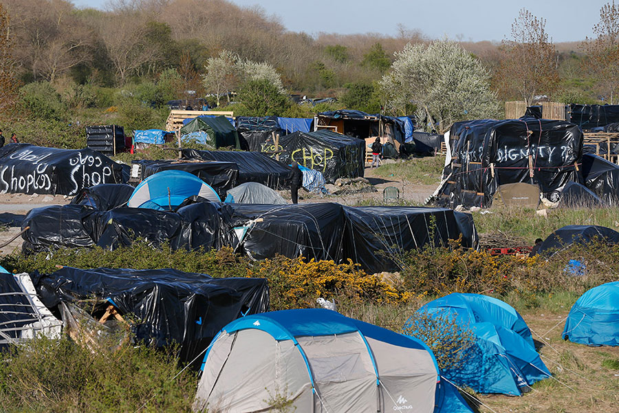 calais-migrant-camp