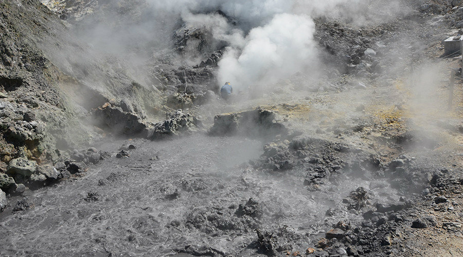 If the Campi Flegrei blows, it could affect millions of people who live in the area. Photo credit: Carmine Minopoli / AFP / RT