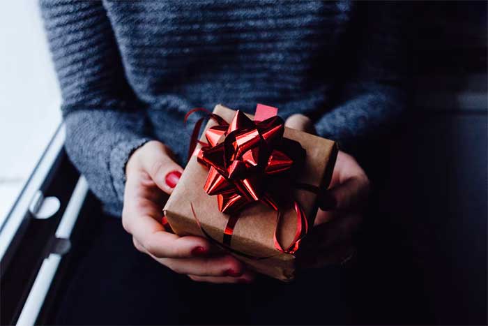 Gift Giving According to Your Partner's Love Language