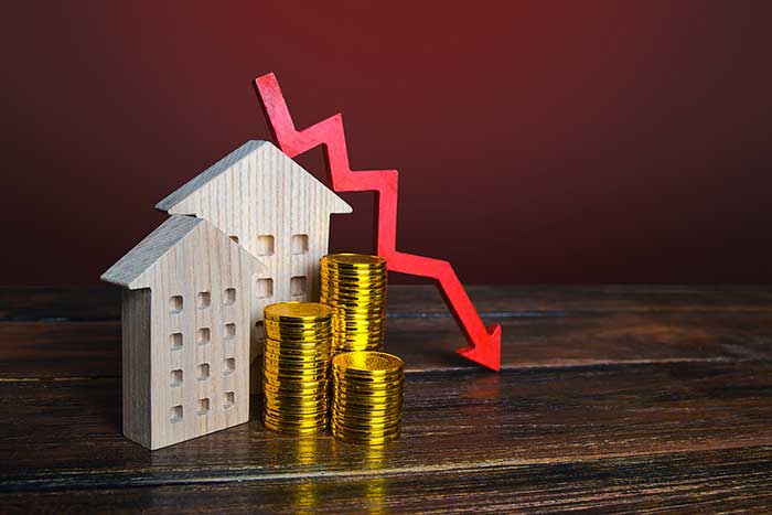 Will House Prices Begin to Fall in 2022?