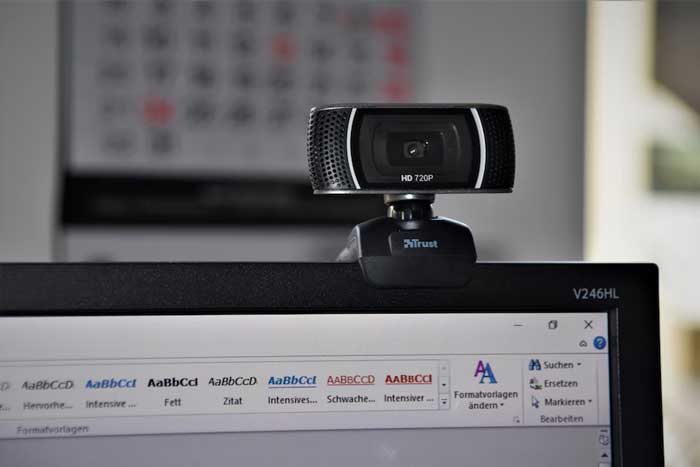 The Streaming Webcams: Which One to Buy